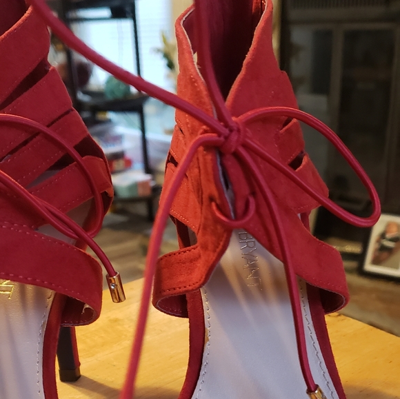 Lane Bryant Wide  Red Heels - Picture 7 of 8